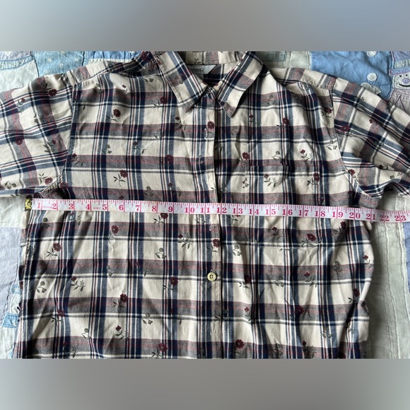Northern Reflections Womens Cabin Core Floral Plaid Button Up Shirt Country M - Picture 8 of 10